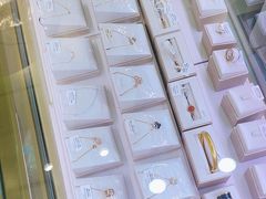 -海星奢选二手奢侈品手表包包鉴定回收寄卖(墨玉南路店)