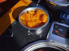 -黄利砖万峰林布依特色酸笋牛肉馆