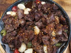 -老东镇啤酒屋海鲜加工·蒸汽海鲜·海鲜烧烤(台东店)