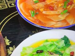 -醉美云南·云南菜主题餐厅(昆明站北京路双龙商场店)