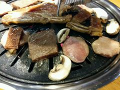 -老炉家木炭烤肉(长江国际店)
