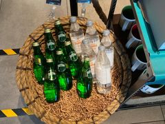 -星巴克(广州南站A18检票口楼上)