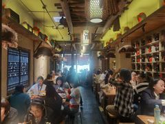 -泥糊破店小酒馆·团建聚餐(南京西路店)