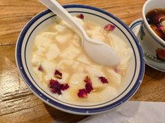 -云阿蛮云南生烫牛肉米线(奉贤路店)