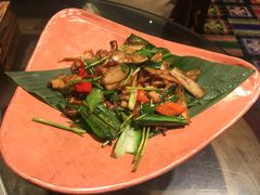 包烧特级野生牛肝菌-云海肴·汽锅鸡·云南菜(天山百盛优客店)