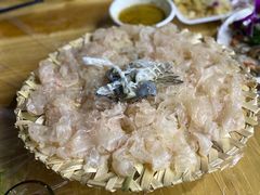 -官塘陈记鱼生·潮汕砂锅粥·牛肉火锅(潮枫路总店)