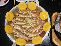-五谷丰登农家院·地道胶东菜·海鲜烧烤(威海店)