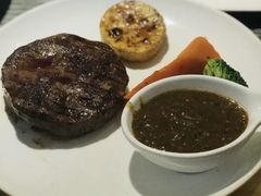小蜜牛排-斗牛士牛排餐厅(嘉里汇店)