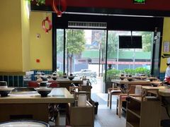 -吃城都·鱼蛙火锅(西玉龙街店)