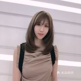 很显皮肤白 银星2020春夏潮流颜色—茶色