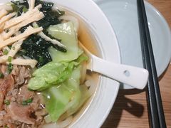 热乌冬面-初居食屋日式料理(万象城购物中心店)