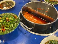 -马路边边串串香形象店(磐石路店)