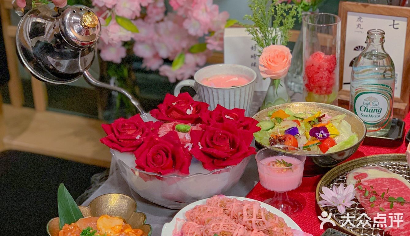 来武汉只办一件事:吃樱花烤肉.... 