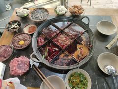 -正南齊北重庆老火锅(光华村直营店)