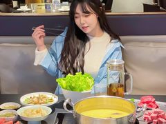-鲜入唯煮·港式海鲜牛肉火锅(金宝街店)