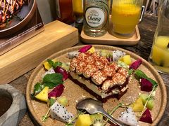 -HIGH FIVE哈福手工汉堡(桂林路店)