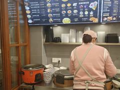 -韩萍老南京馄饨(河西万达店)