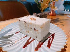 -LENBACH ROOF兰巴赫旗舰店(摩方店)