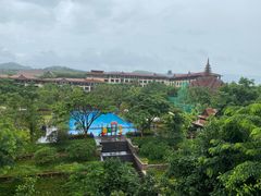 -西双版纳融创皇冠假日度假酒店