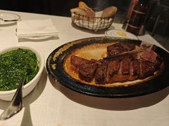 招牌大里脊牛排-Wolfgang’s Steakhouse 沃夫冈牛排馆(上海白玉兰广场店)