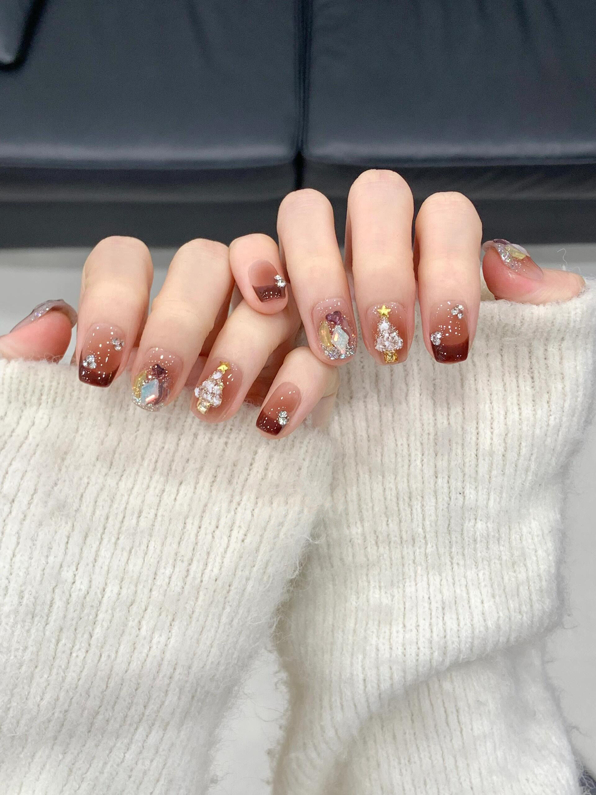 秋冬红棕色复古圣诞美甲🎄立体圣诞树太美啦