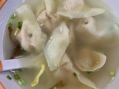 鱼籽鲜虾小馄饨-陈家生煎(世茂双子塔店)