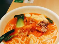 -蒙自源米线大王(东站店)