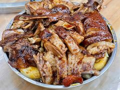 碌鹅-大眼强五杯鹅·桑拿鸡煲