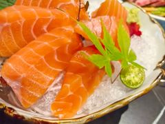 -山川小町·极番烧肉(新地假日广场店)
