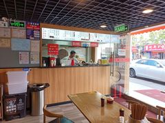 -香山胡记吴江路生煎(灵山路店)