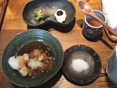 -是山居