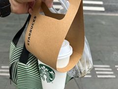 -星巴克(深圳前海香缤大厦分店)