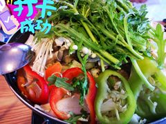 八爪鱼牛肉锅-东吉馆韩式餐厅(八经街总店)