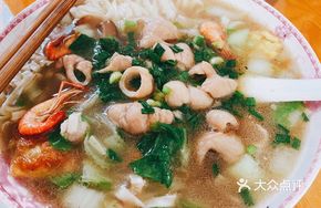 Old-Style Three Delicacies Noodles
