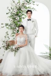 -雪中彩影婚纱摄影·微光艺术中心