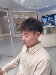 -PE SALON