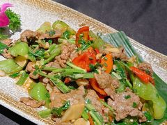 彝族小炒牛肉-松茸小馆·云南特色餐厅