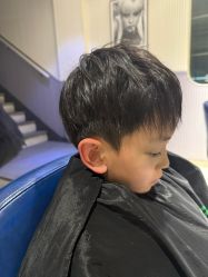 -PE SALON