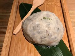 飞鱼籽墨鱼滑-湊湊火锅·茶憩(杭州湖滨银泰in77店)