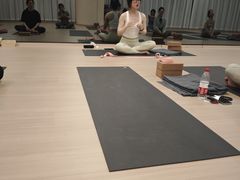 -乐刻瑜伽·普拉提·小瑜荚YogaPod(滨江银泰店)