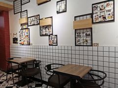 -牛纽塔·牛人堡(群众路店)