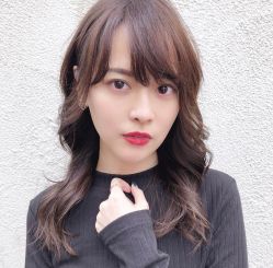 -LA BELLEZA倍丽莎美发沙龙