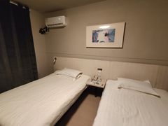 -锦江之星(苏州火车站万达广场平泷路地铁站店)