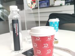 -上海保时捷体验中心