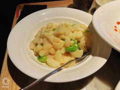 湖中三白-吴越荣记苏州菜·松鼠桂鱼 100% 活鱼现做(月光码头店)