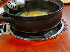 -菌之家·专业纯野生菌火锅·特色炒菌