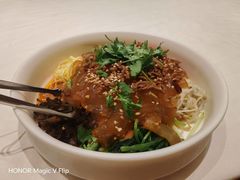 -红樱桃·欢乐餐厅(太原里店)