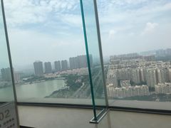 -荣誉国际酒店-云顶旋转餐厅