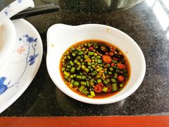 -老来福·非遗酸汤兔(凯旋路店)
