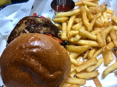炸薯条-Grinder 绞肉机汉堡(武定路店)